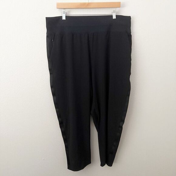 ATHLETA | Nolita Slim Cropped Tapered Leg Cut Stretch Waist Jogger Style | 18 - Picture 3 of 10